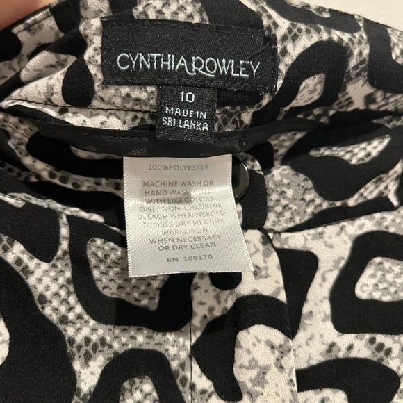 Cynthia Rowley Gray Cheetah Shorts Size 10 - Picture 5 of 6